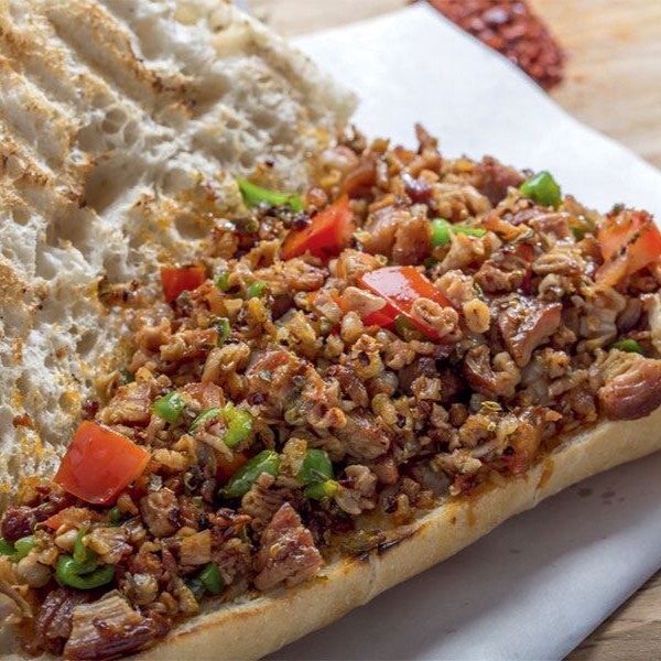 Yarım ekmek arası kokoreç