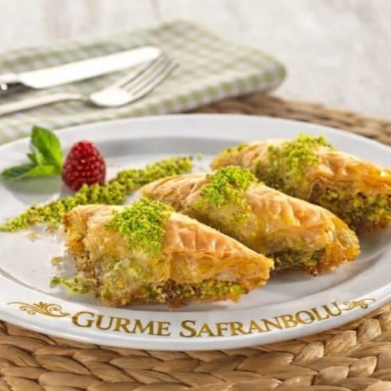 Fıstıklı Şöbiyet (750 gr)