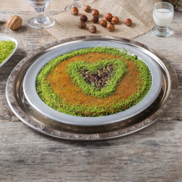 Peynirli Fıstıklı Künefe (6 Kişilik)