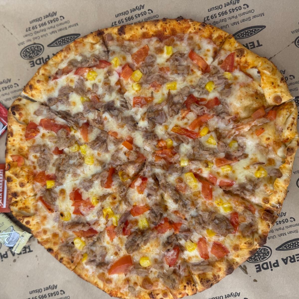 Ton Balıklı Pizza