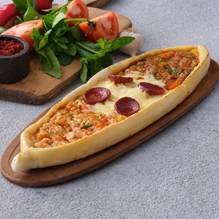 Karışık Pide