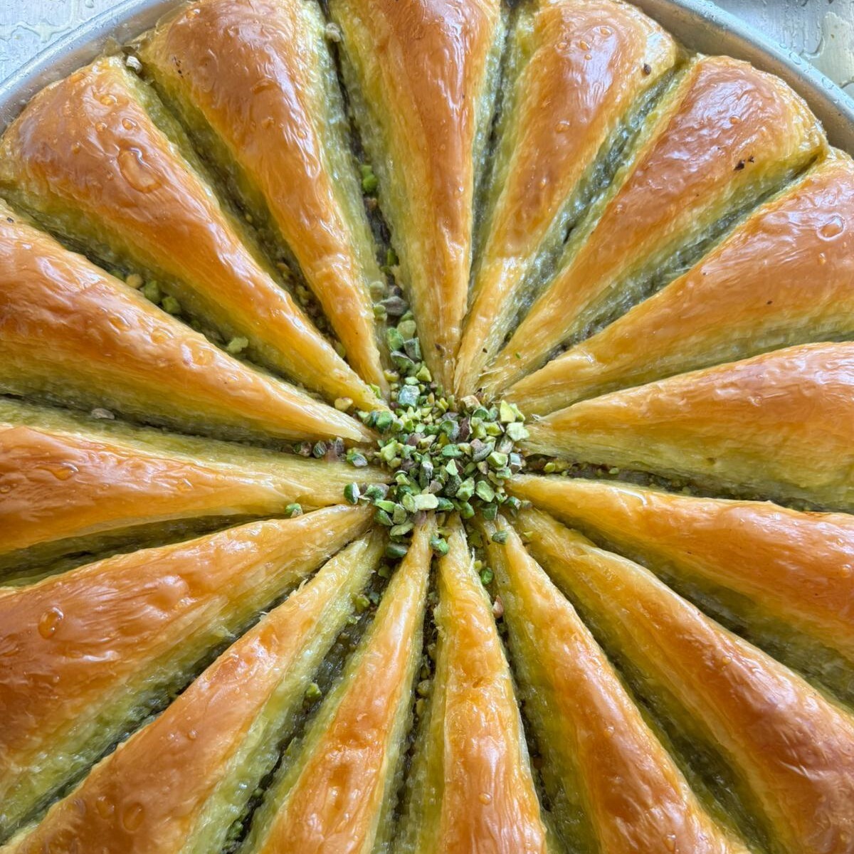 Antep Fıstıklı Havuç Dilimi Baklava (1 kg )
