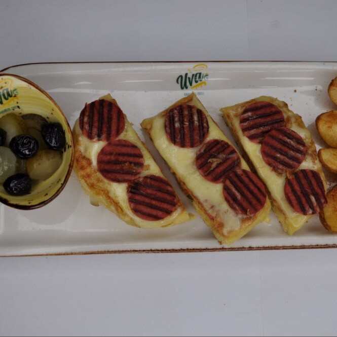 Uva Tost