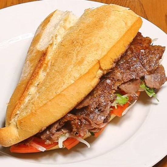 Yarım Ekmek Arası Et Döner +Coca Cola 330 ml