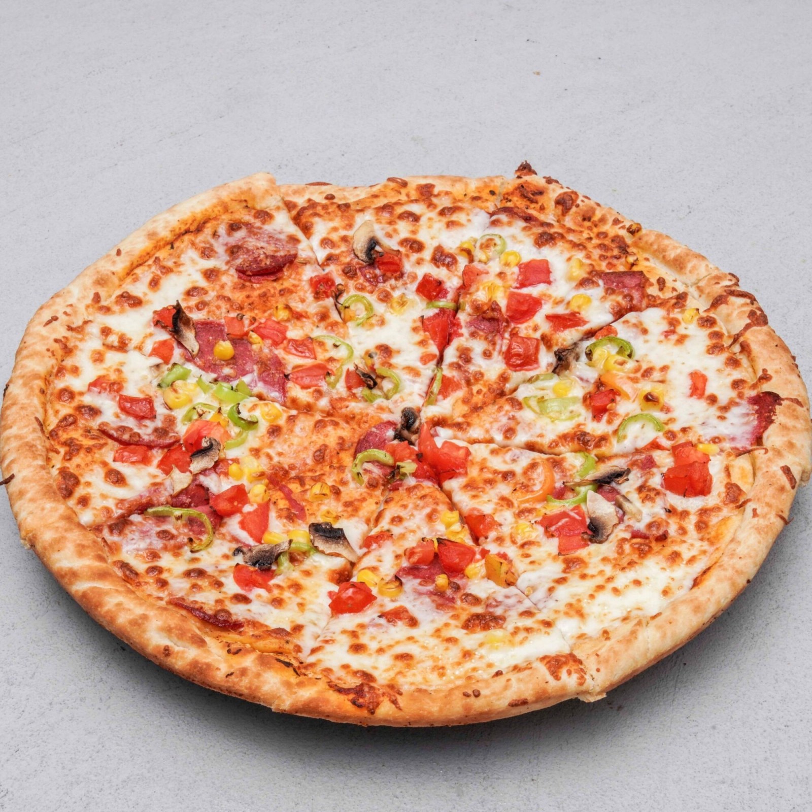 Karışık Dana Sucuk Pizza (Orta)