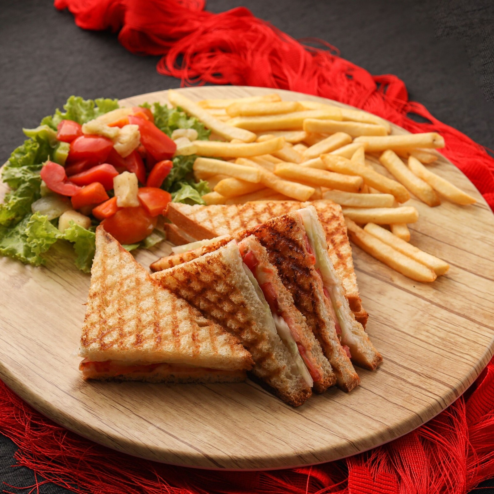 Sucuklu Tost
