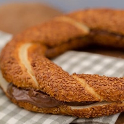 Tereyağlı Simitten Çikolatalı Tost