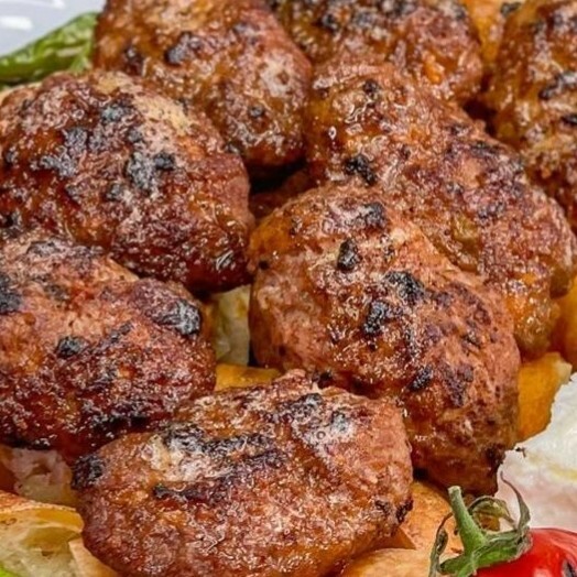 Pilav Üstü Köfte