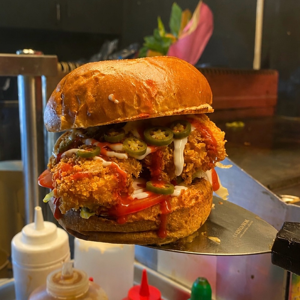 Sriracha Tavuk