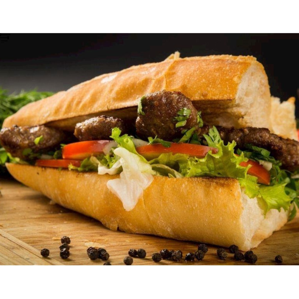 Yarım Köfte Ekmek