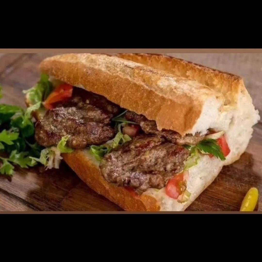 Yarım köfte ekmek