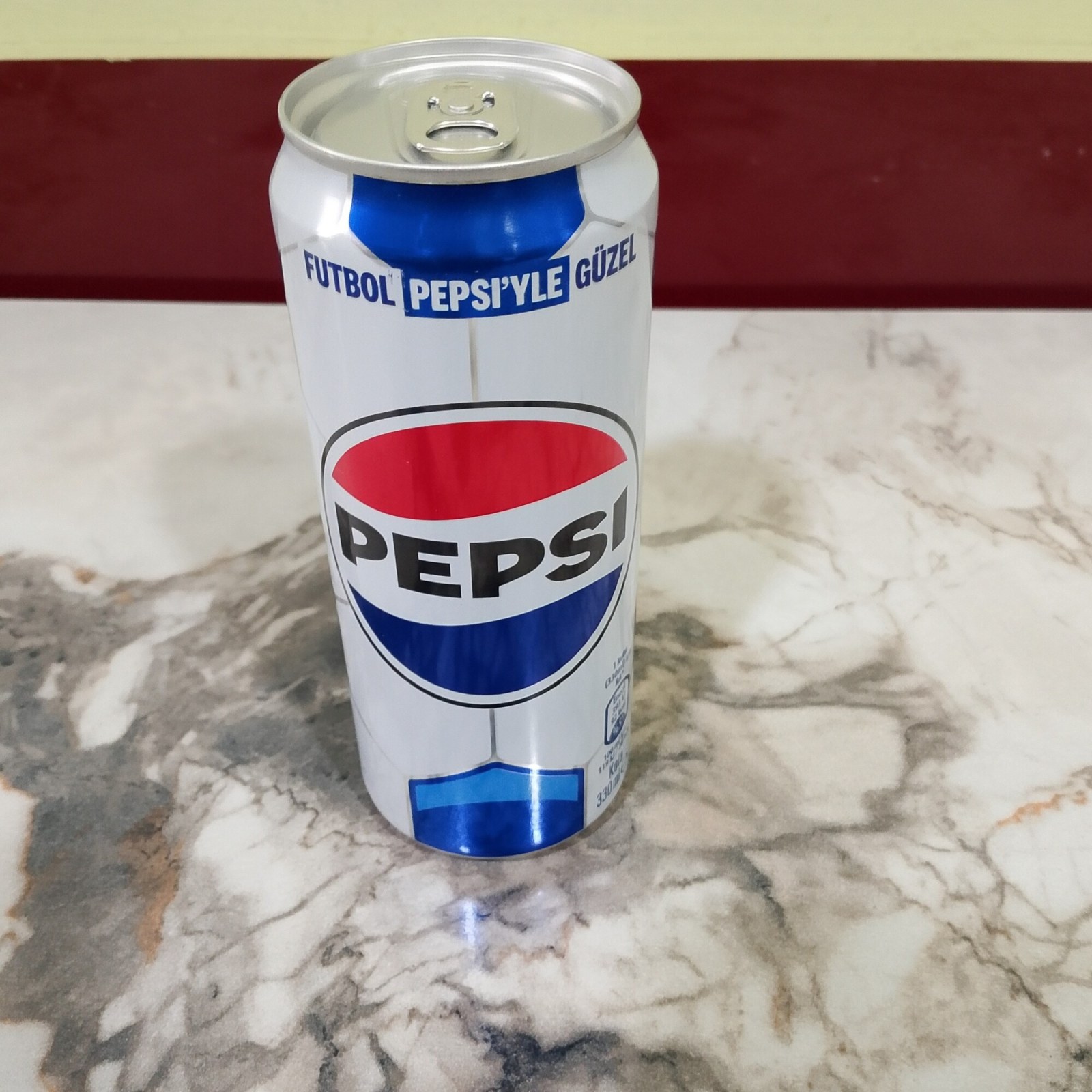 Pepsi 330 ml Kutu