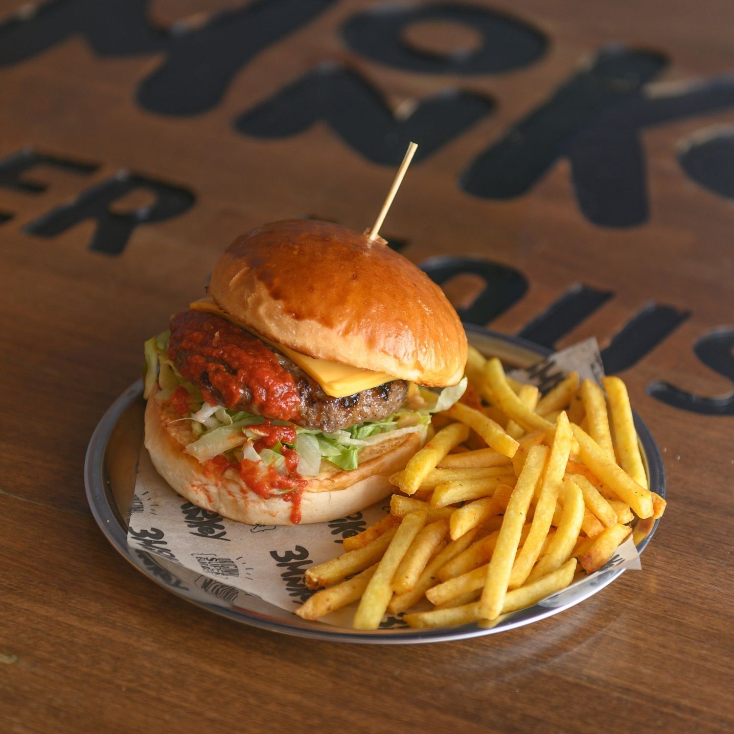 Mexican Burger +Mozzarella Stick (5 adet )+Coca Cola 330 ml