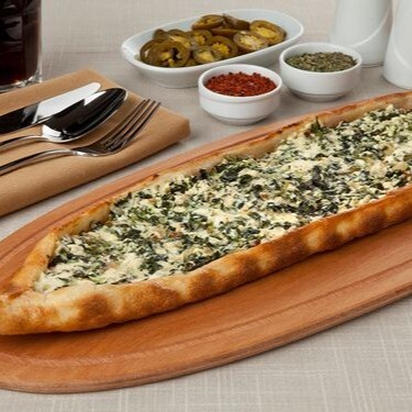 Ispanaklı Pide (Kapalı)