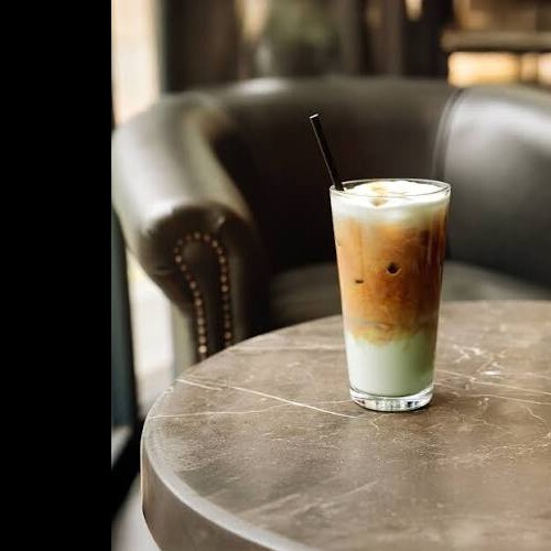 Iced Antep Fıstıklı Latte