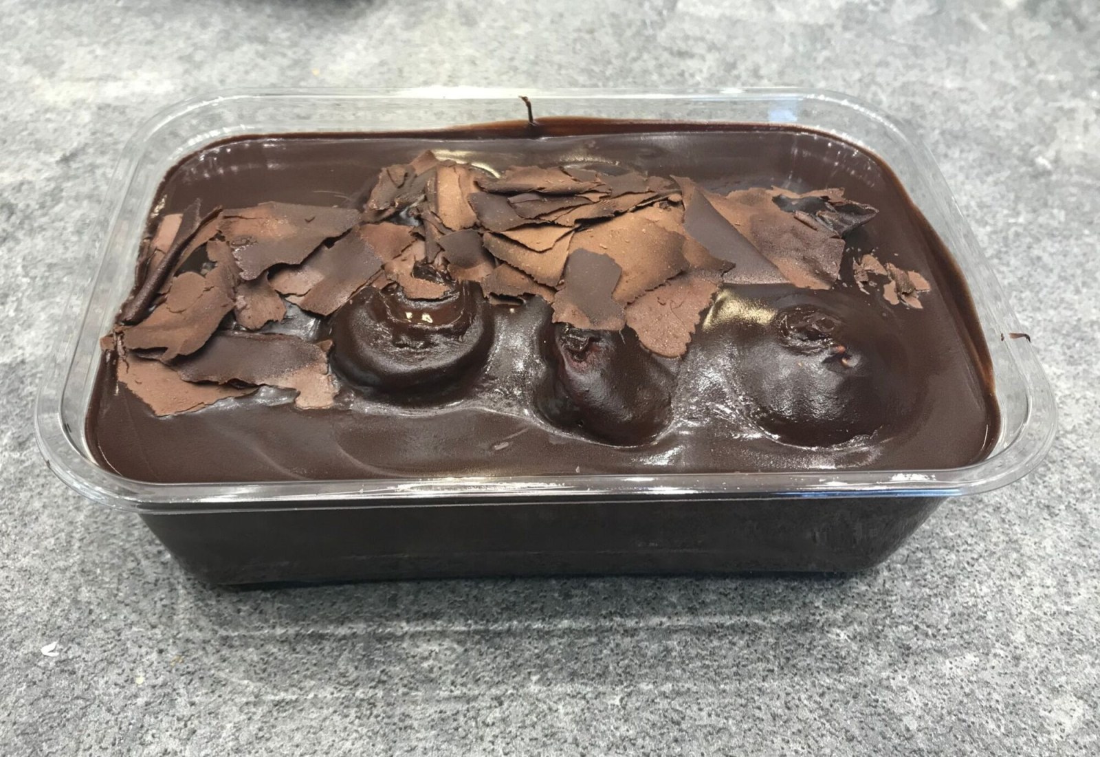 Fıstıklı Profiterol
