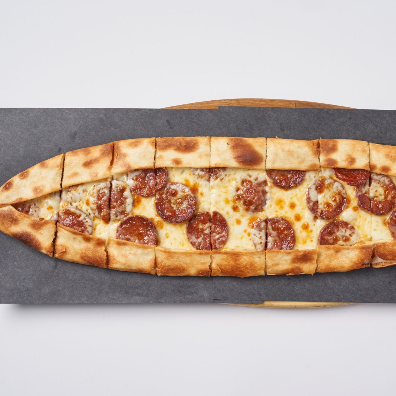 Sucuk Kaşarlı Pide
