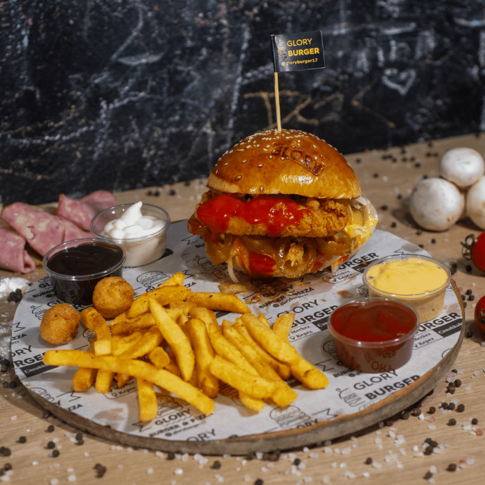 Glory Acılı Çıtır Burger