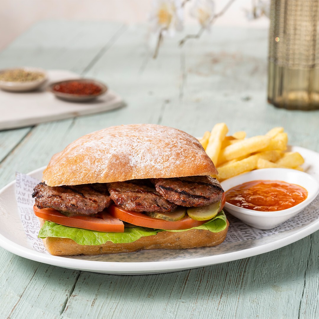 Köfteli Ciabatta Sandviç