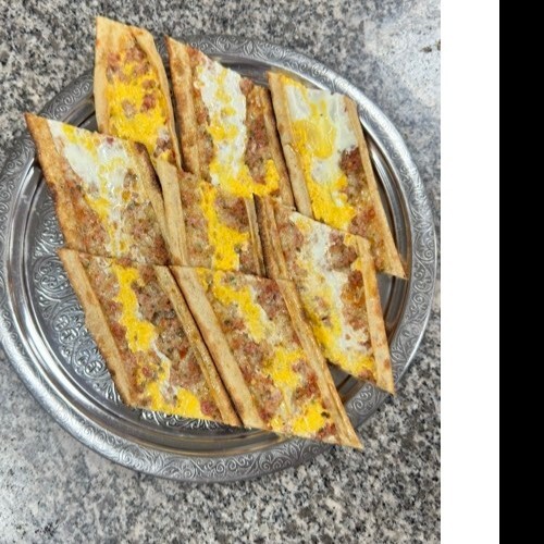 Kıymalı Kaşarlı Yumurtalı Pide