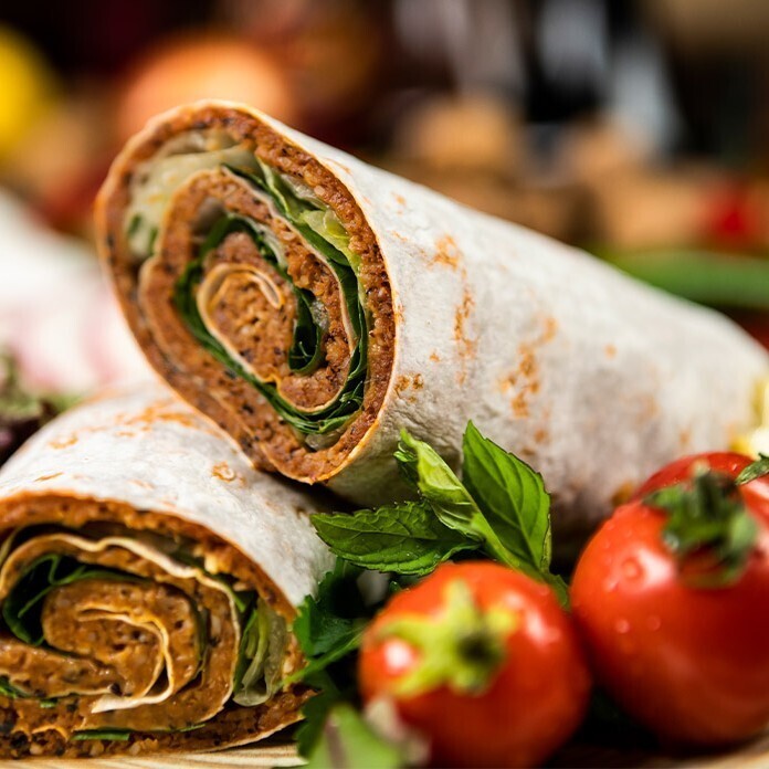 5'li Çiğ Köfte Dürüm 100 Gr + 1 Lt Ayran