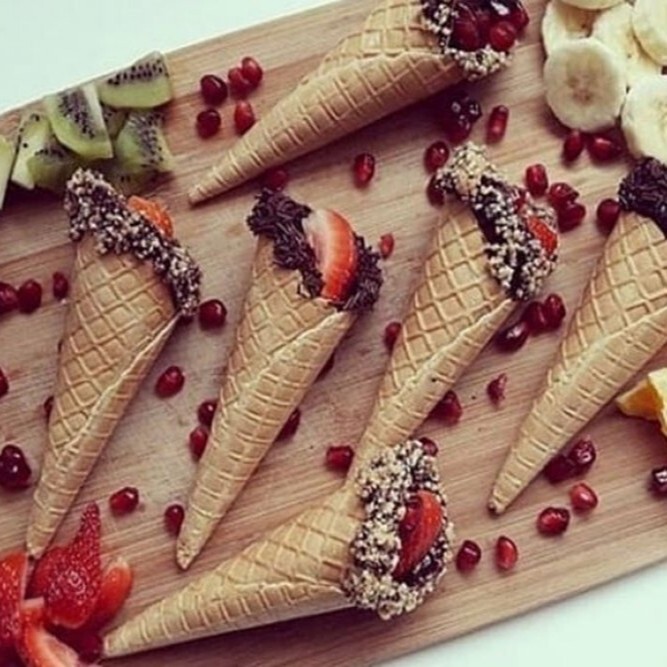 Çıtır Kornet (Waffle Soslu)(1 Kg)