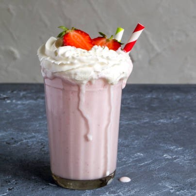Çilekli Milkshake
