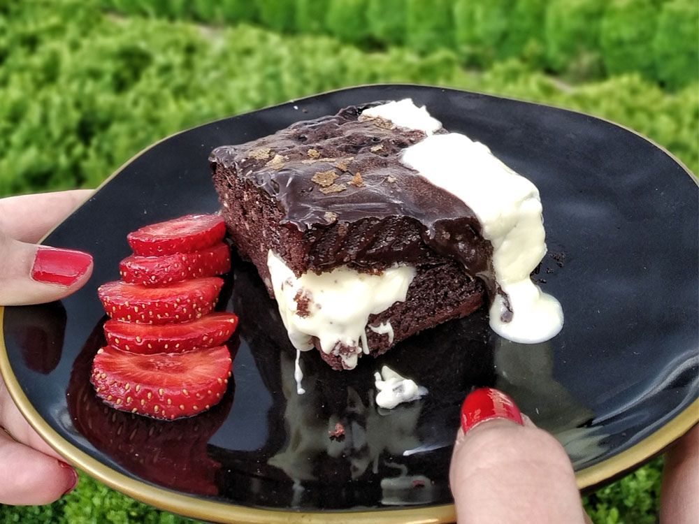 Beyaz Çikolatalı Brownie