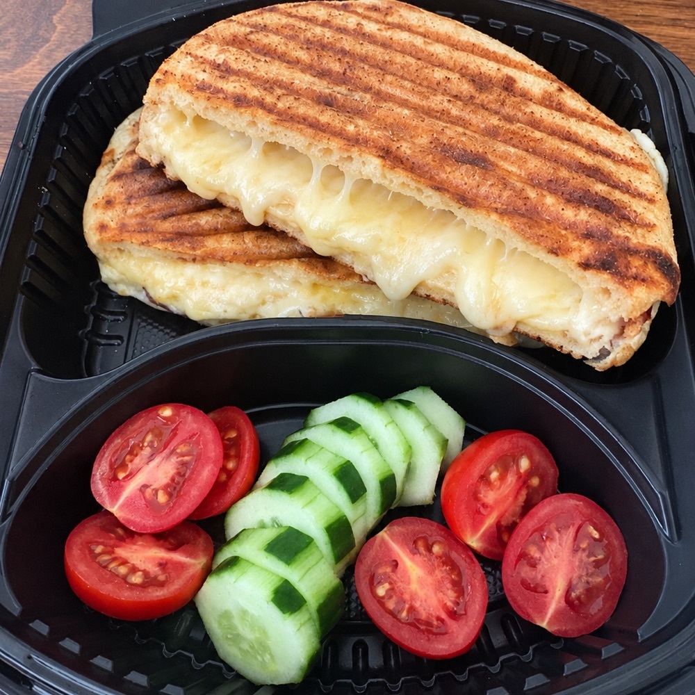 Kaşarlı Bazlama Tost