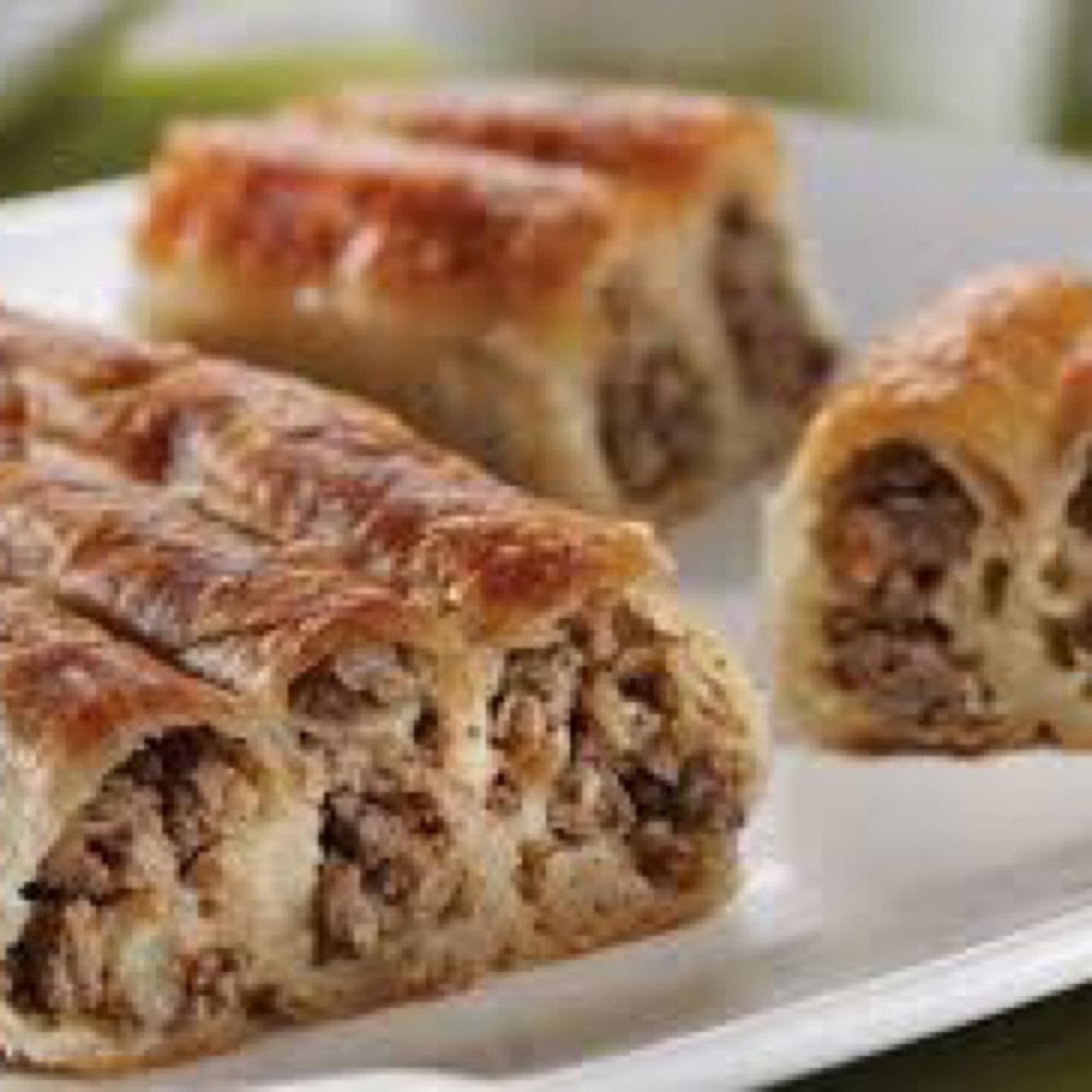 Kıymalı Kol Börek