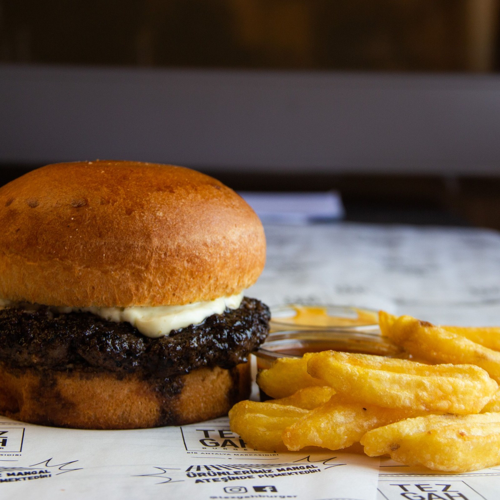 Mütevazı Burger