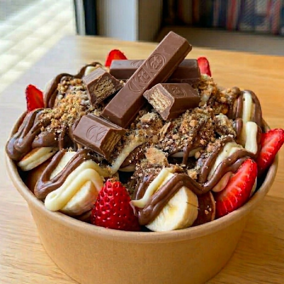 Kitkat Pancake Bowl Waffle Small