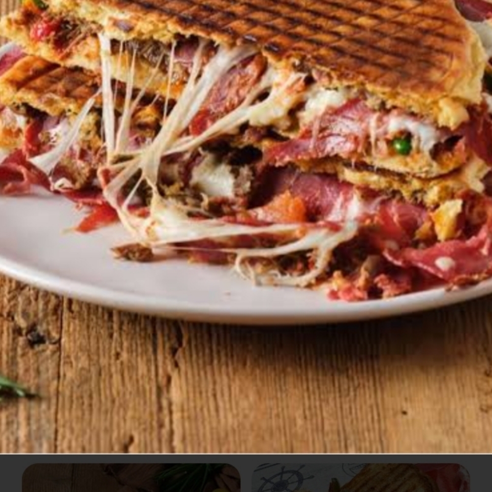 Uber EatsKaşarlı Çift Malzemeli Tost