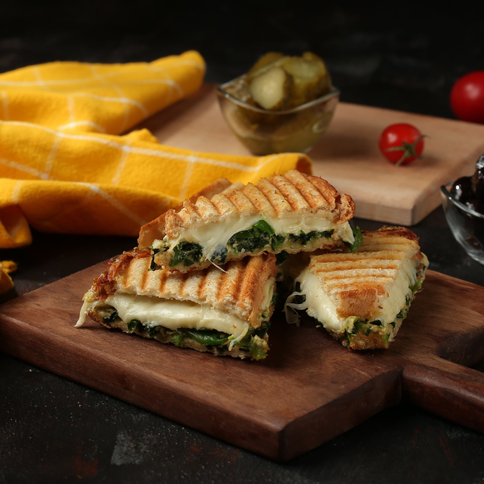 Ispanaklı Yumurtalı Kaşarlı