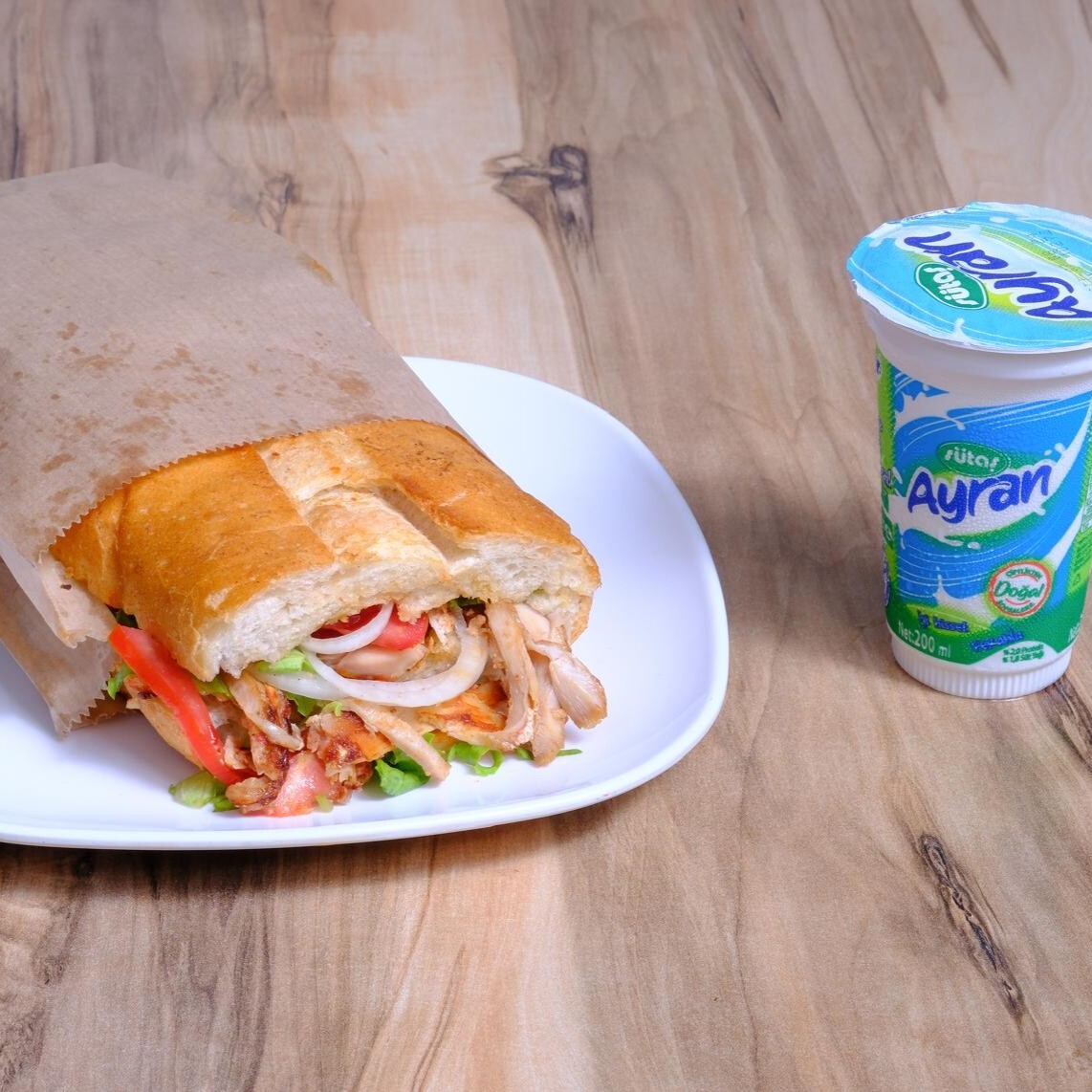 Ekmek Arası Tavuk Döner Menü (80 Gr.)
