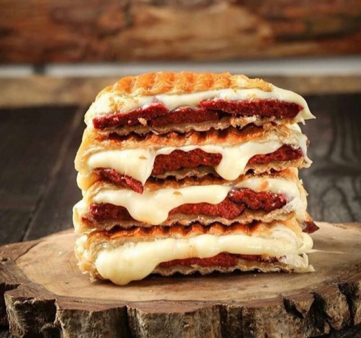Tam Ekmek Duble Karışık Tost