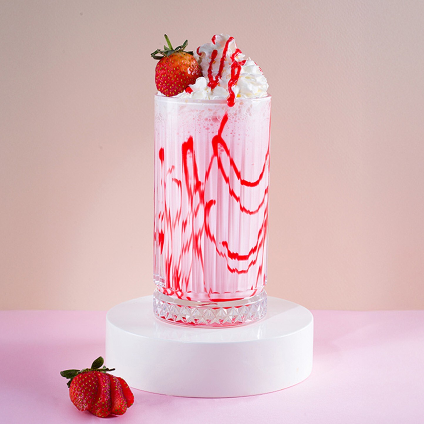 Çilekli Milkshake