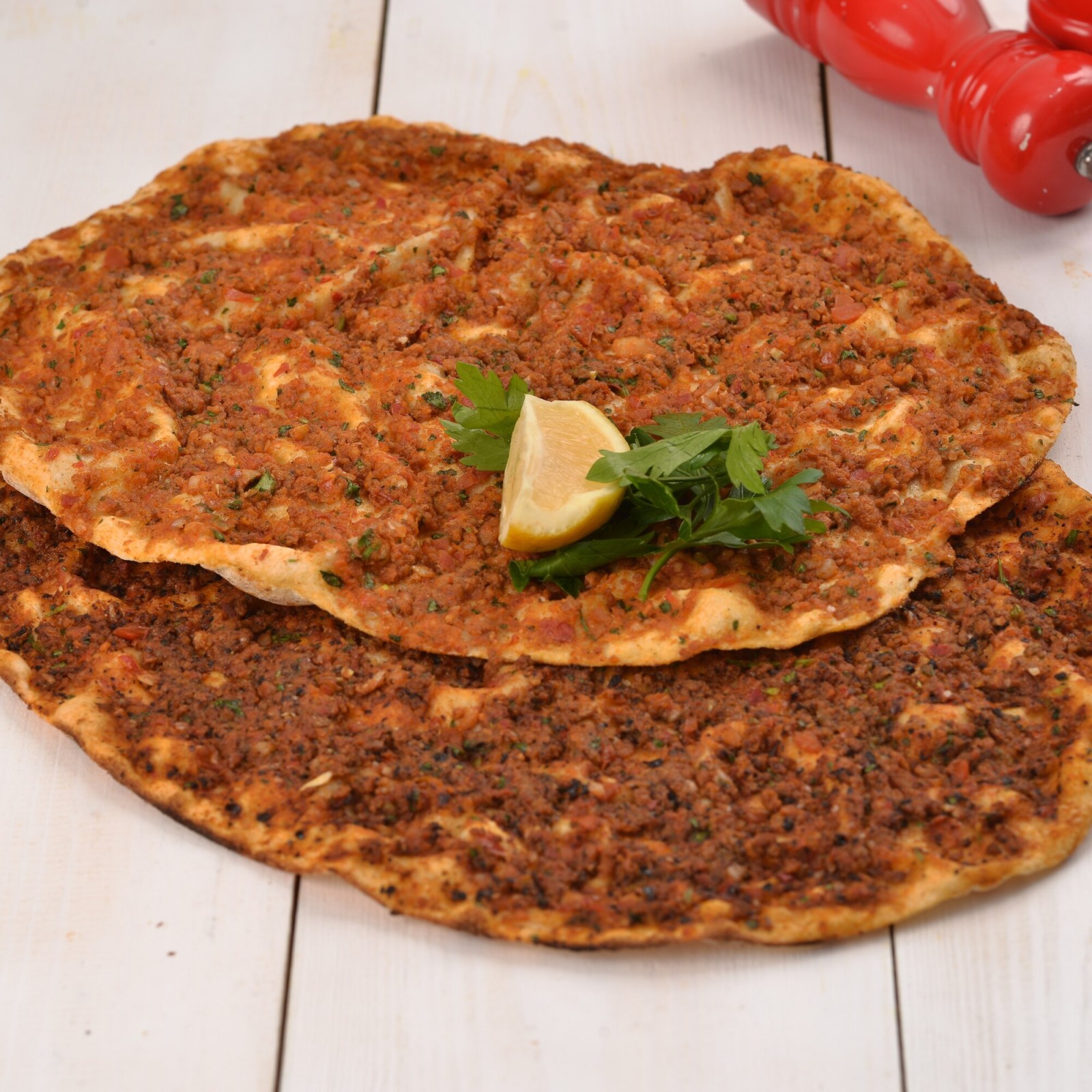 2 LAHMACUN + COCA-COLA 330ML