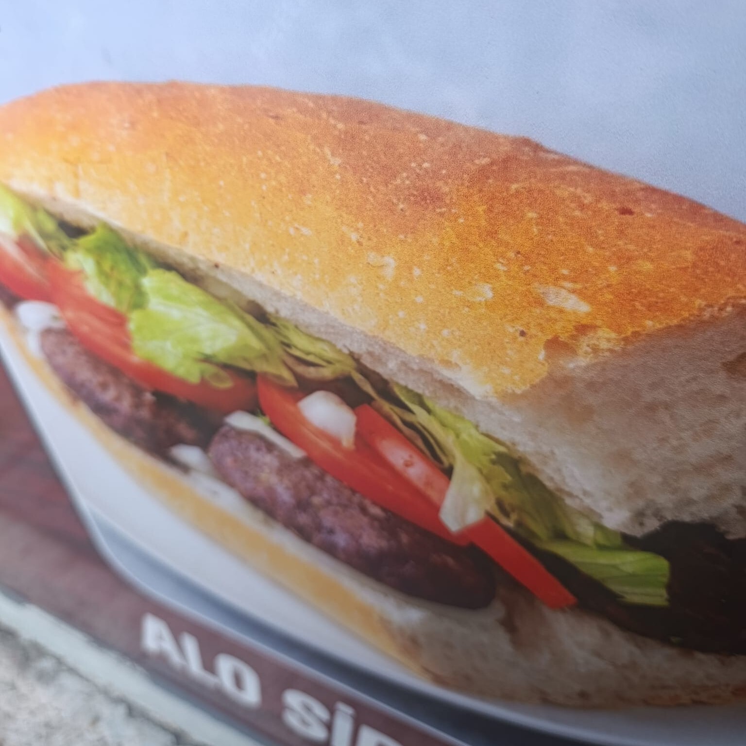 Yarım Ekmek Köfte