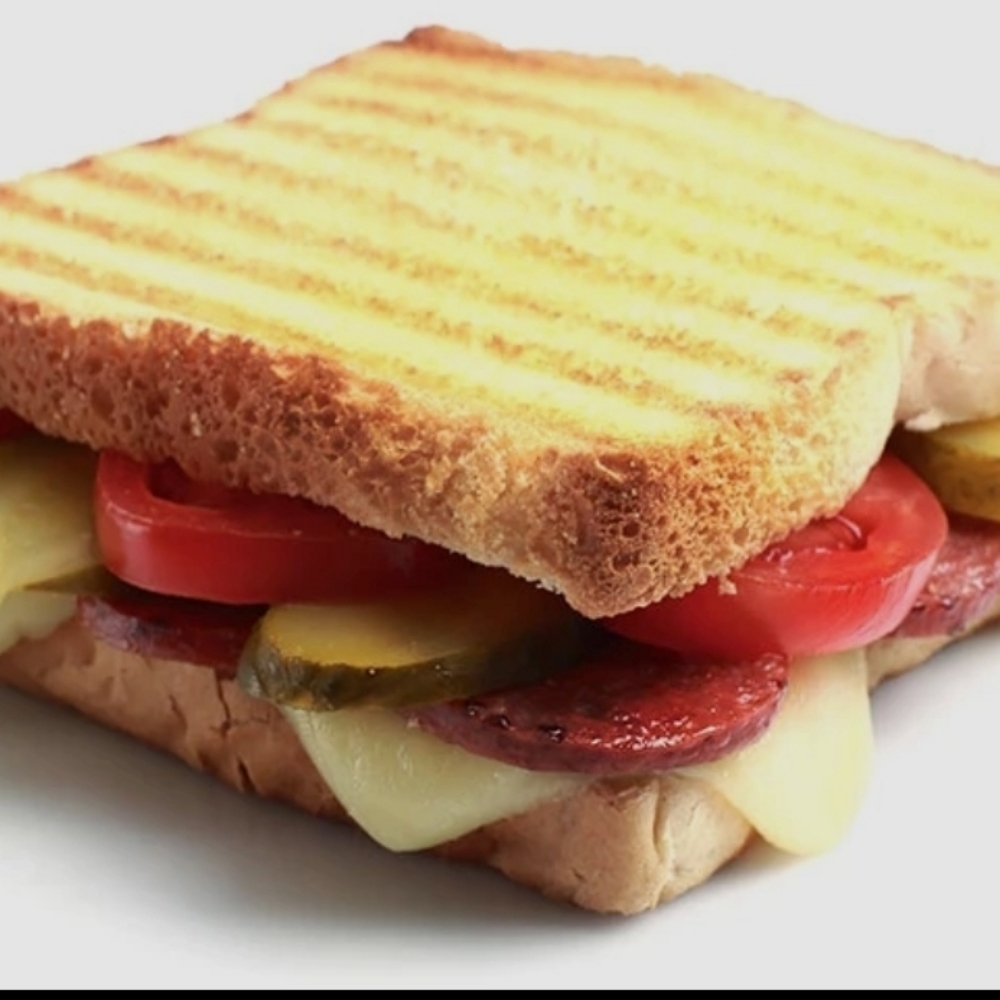Kepek Ekmeğine Yengen Tost