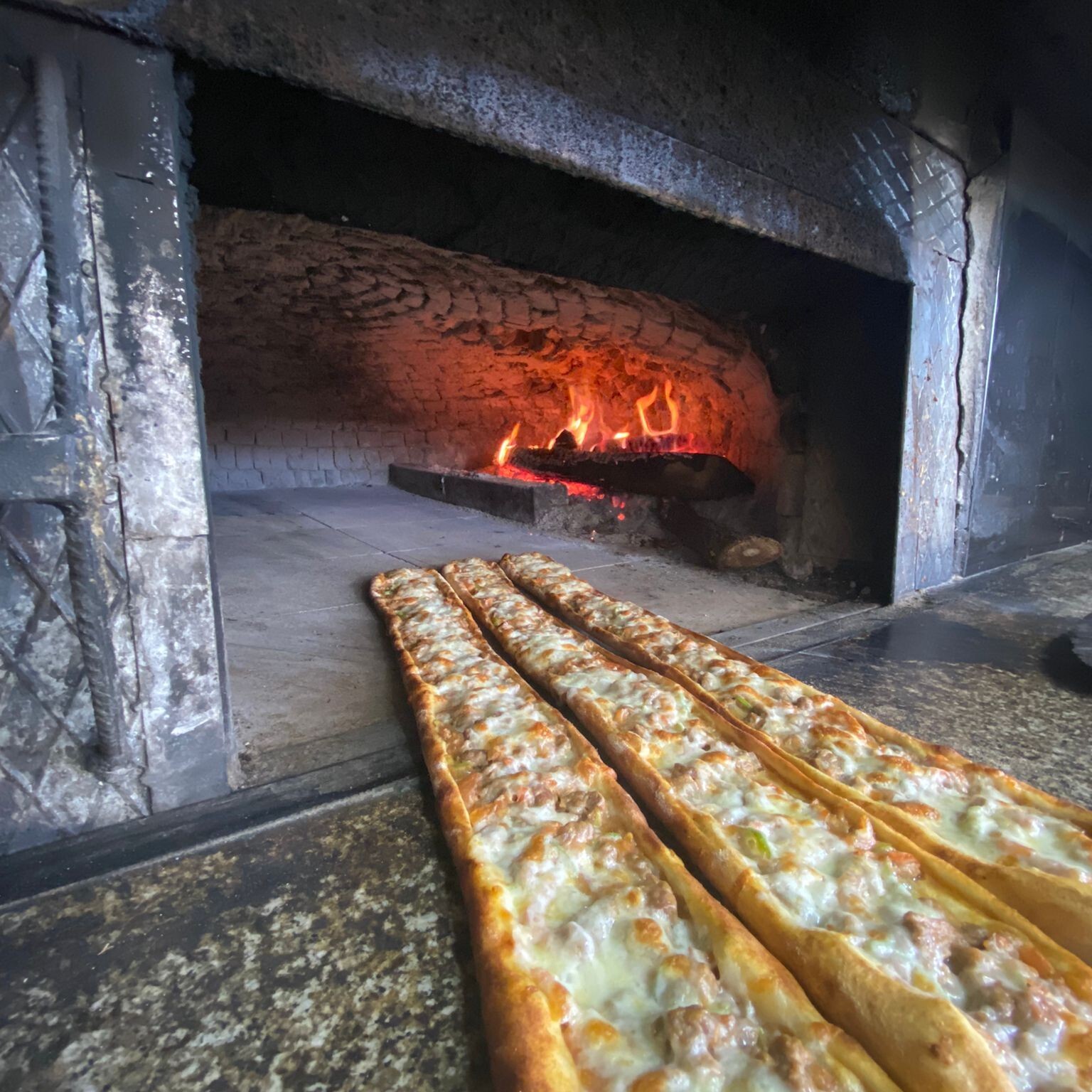 Kuşbaşılı Pide