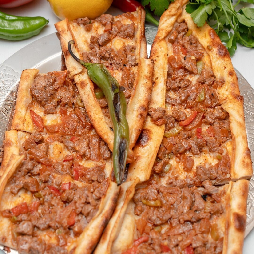 Kaşarlı Bıçak Arası Pide
