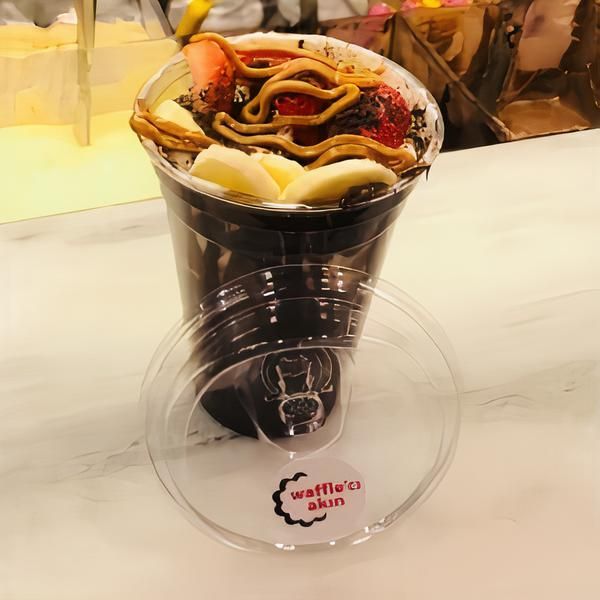 Oreolu Lotuslu Bardak Waffle