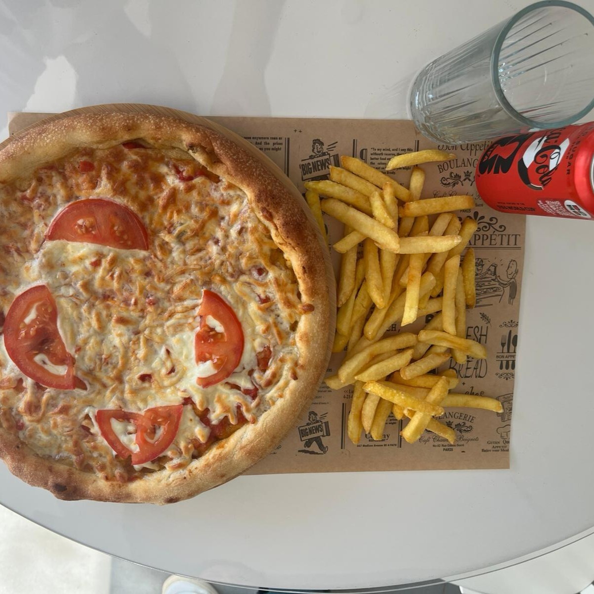Margarita Pizza (Büyük Boy) Menü