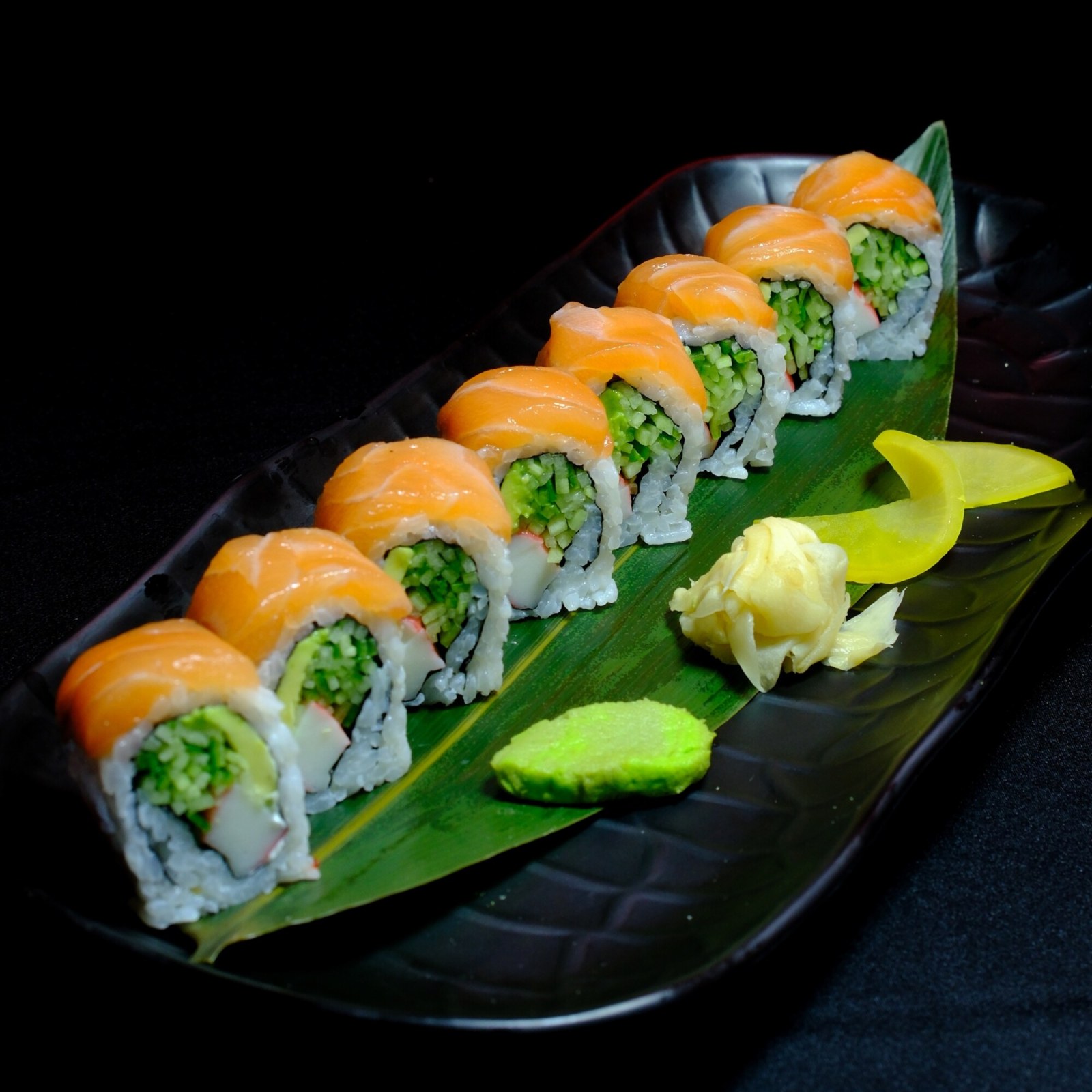 Canadian Roll (8 Parça)