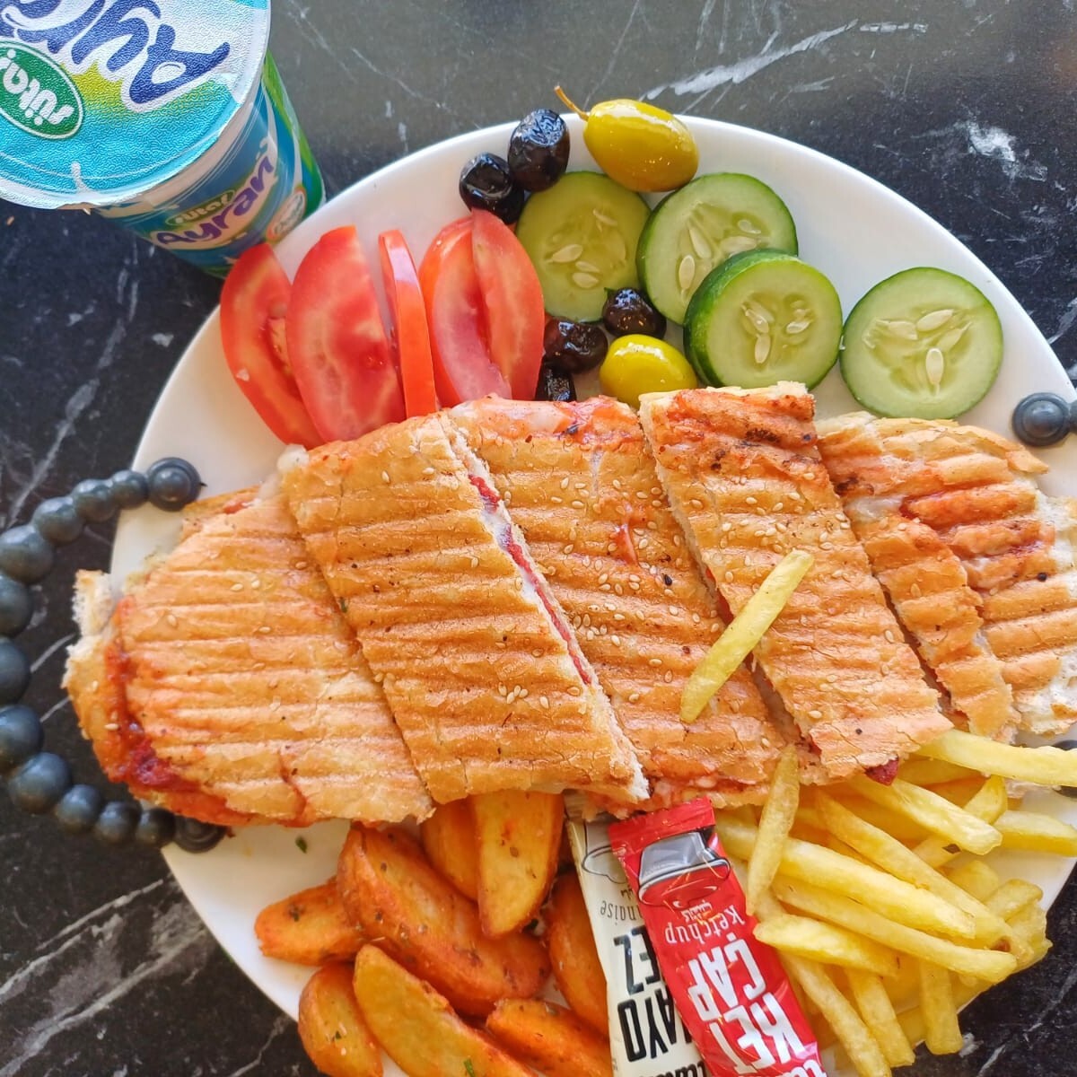 Psikopat Acılı Sucuklu Kaşarlı Tost