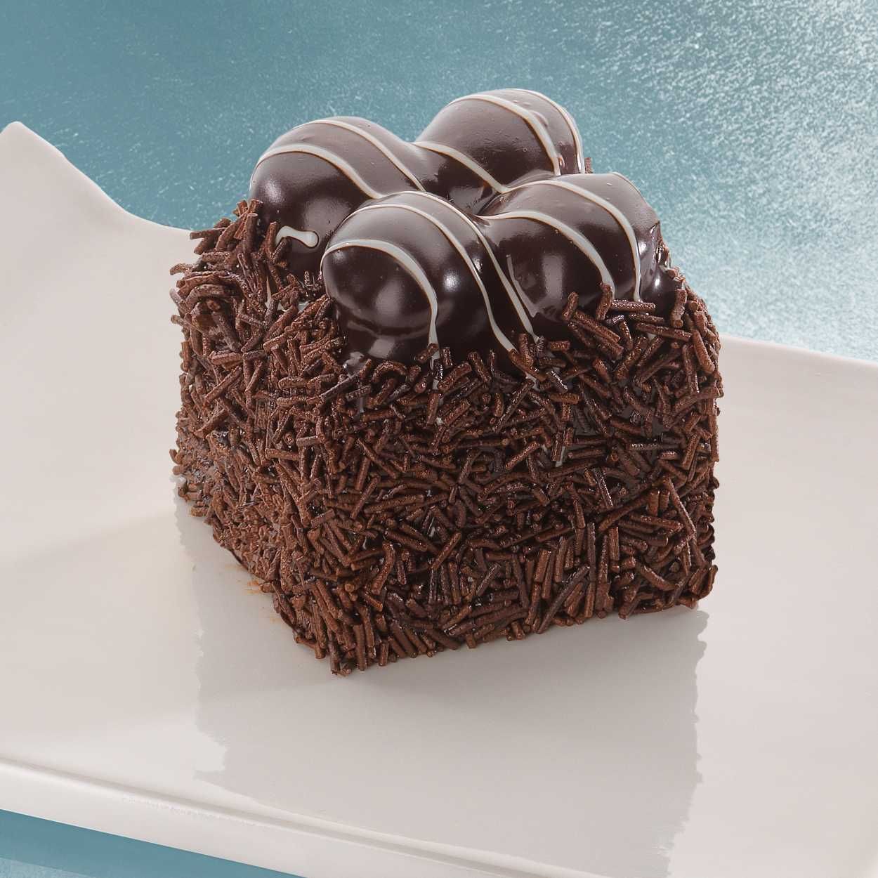 Profiterollü Pasta