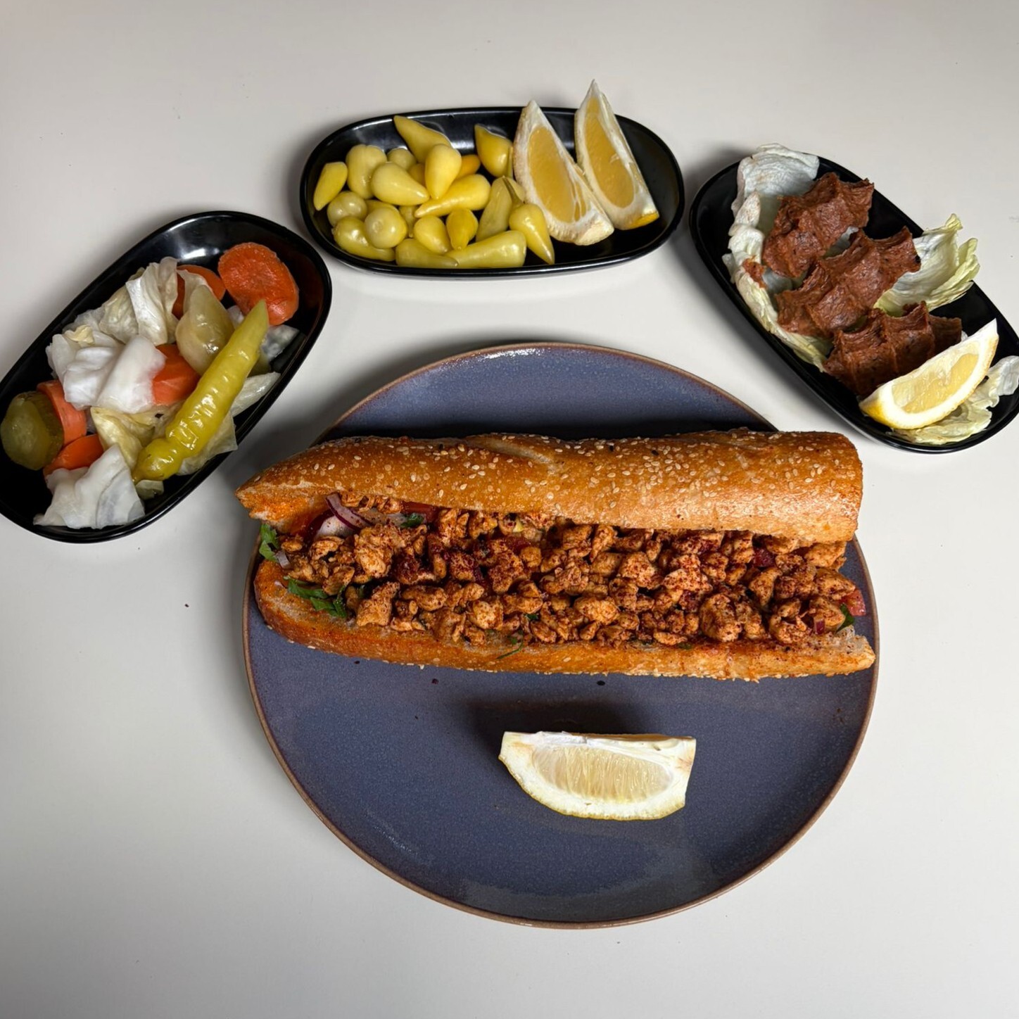 Cheddarlı Ekmek Arası Tavuk
