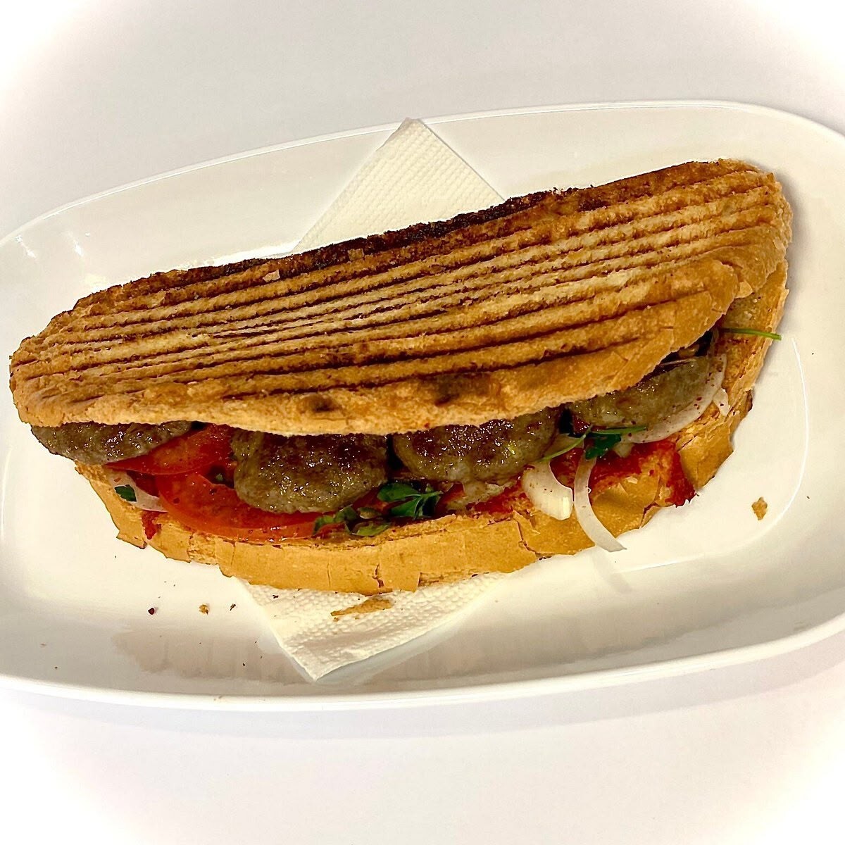 Köfteli Tost