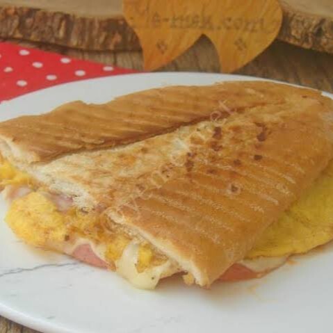 Patatesli Tost